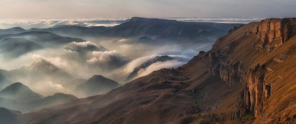 Кавказ подо мною. Один в вышине...
