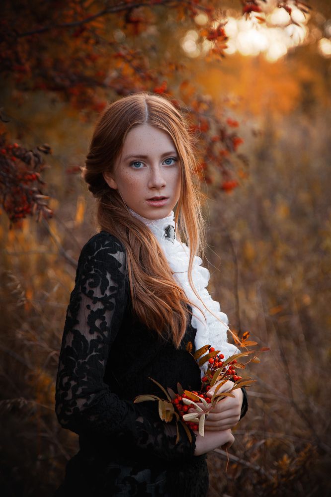 Девушка-осень