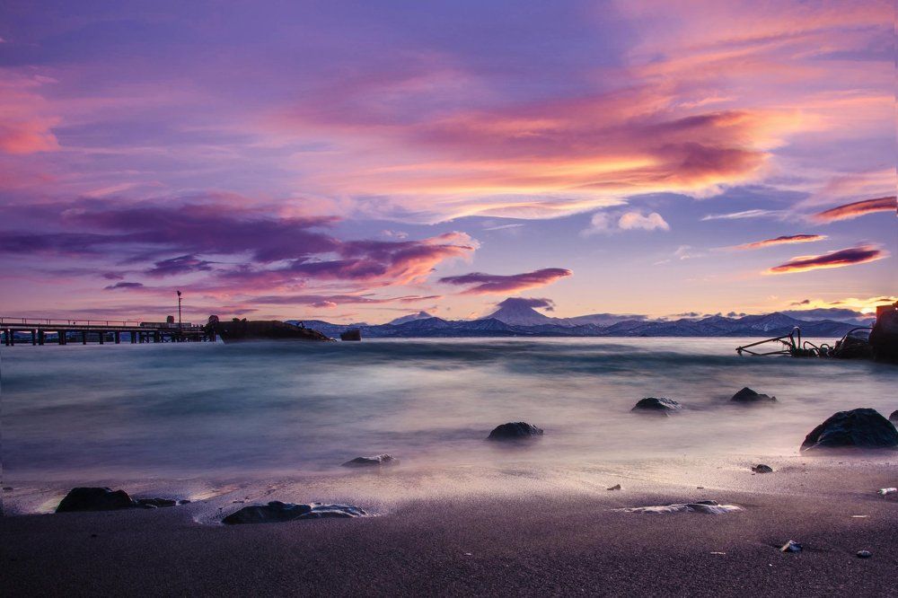 Закат на берегу Авачинской бухты