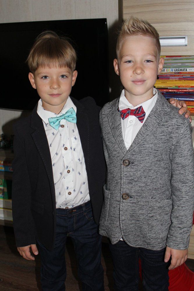 Первоклассники.