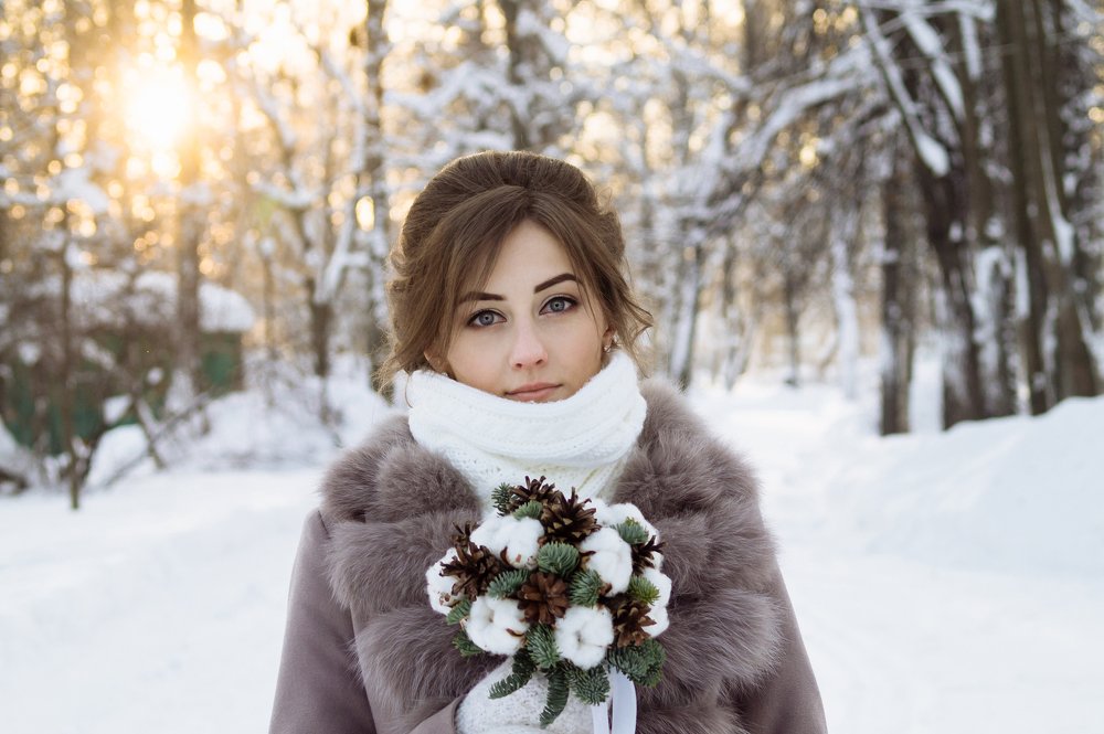 Невеста в зимнем парке