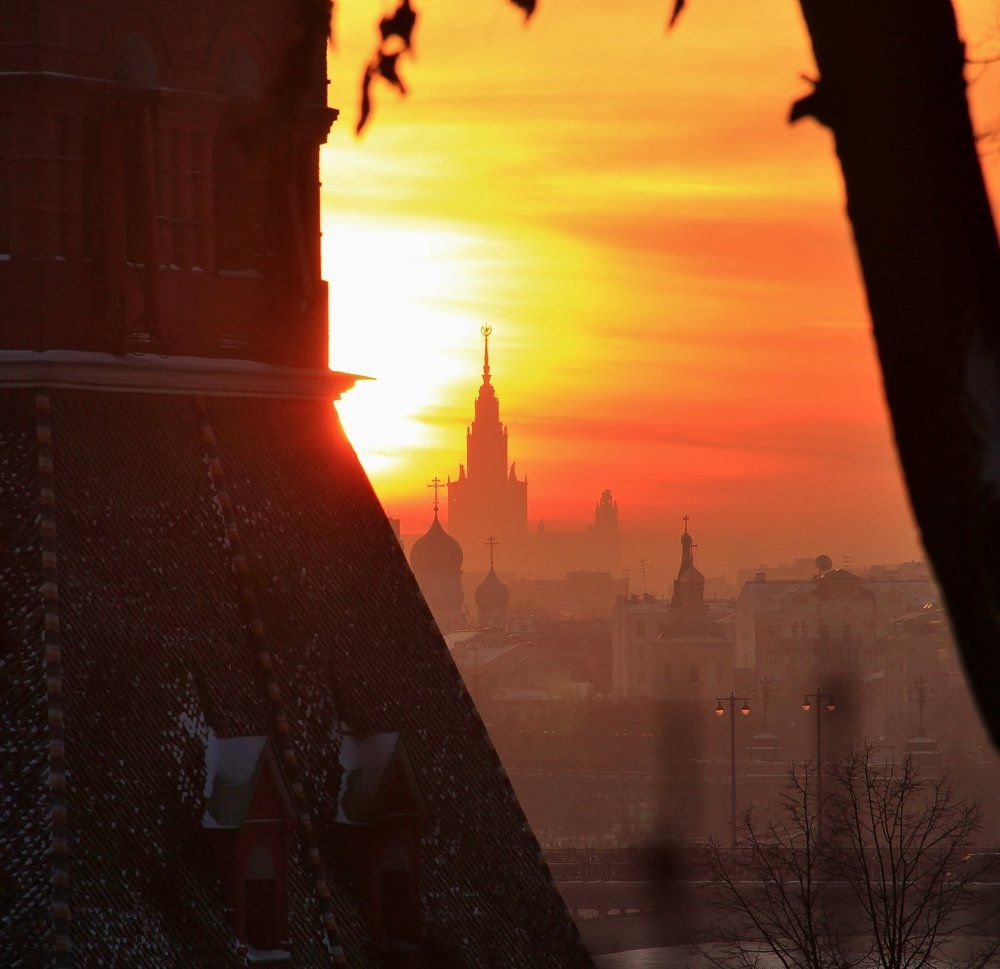 Закат за МГУ