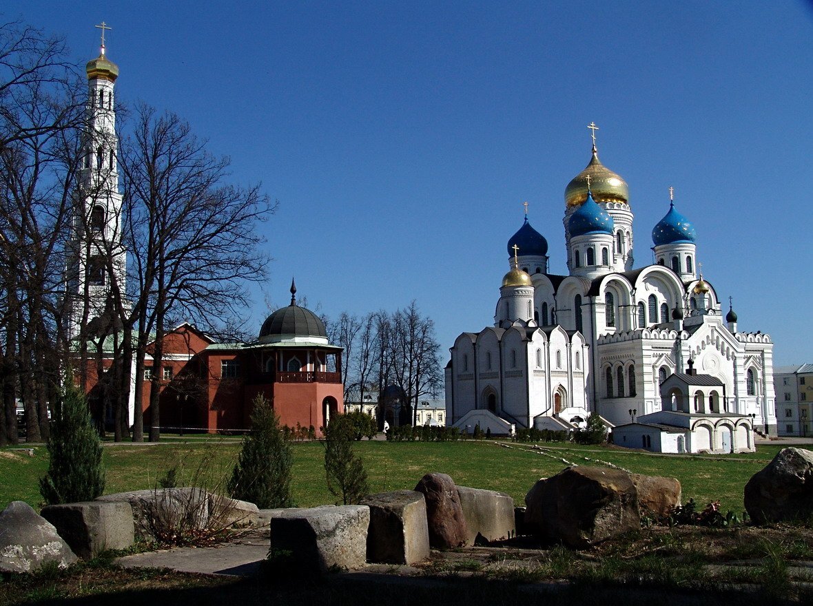 Тернистый путь к храму
