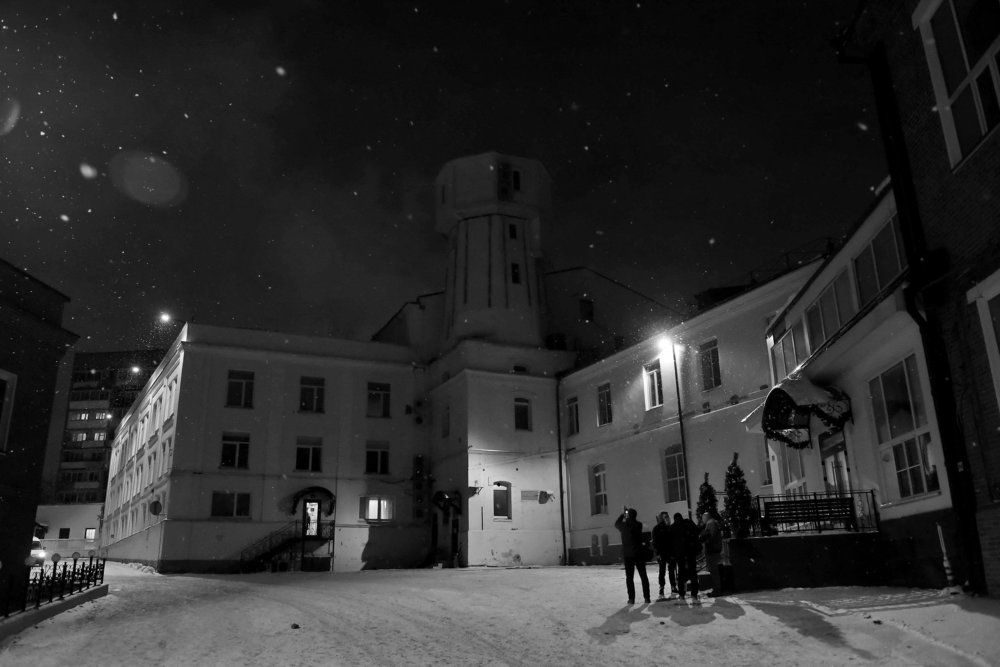 Дворики на Саввинской набережной