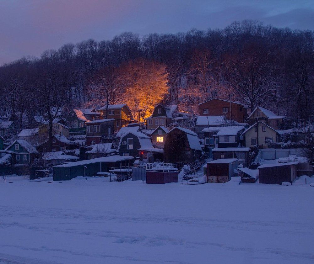 Дачный поселок зимой