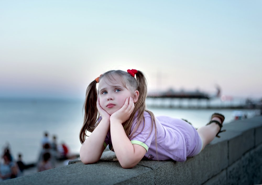 Вечер, набережная Ялты