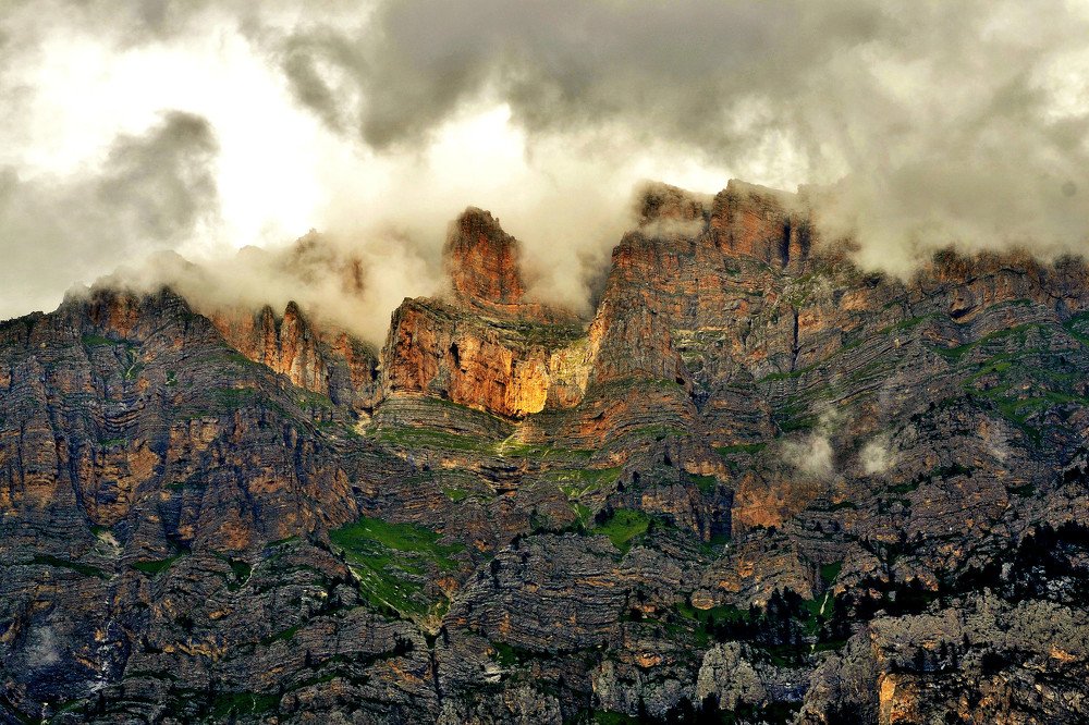 Кионский массив