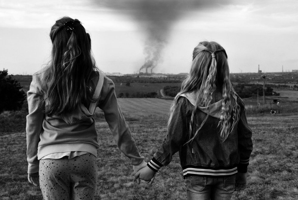 Спасите наш мир.