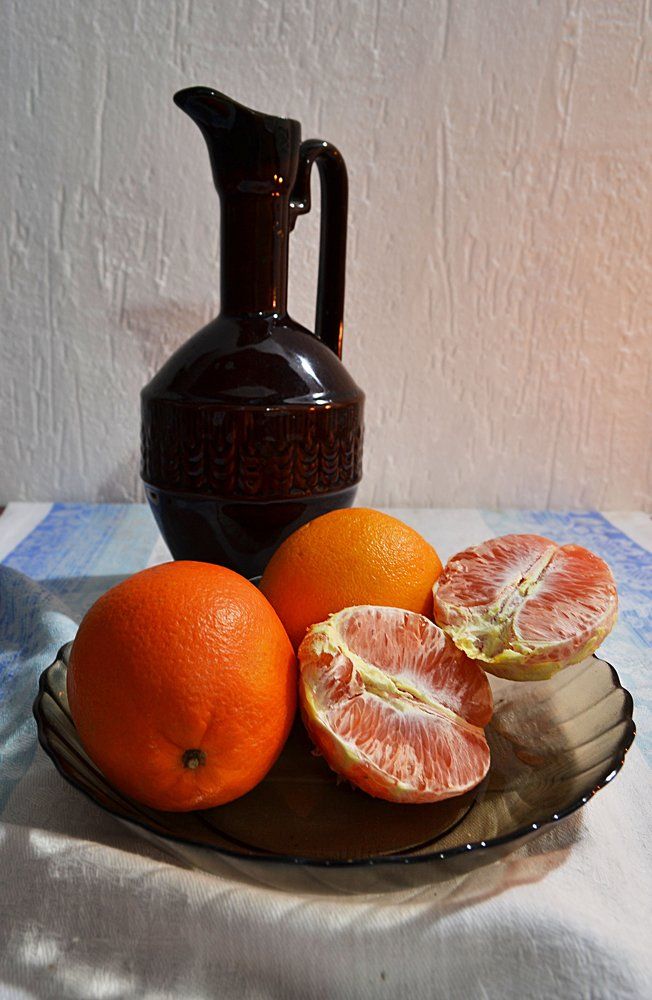 Натюрморт с апельсинами