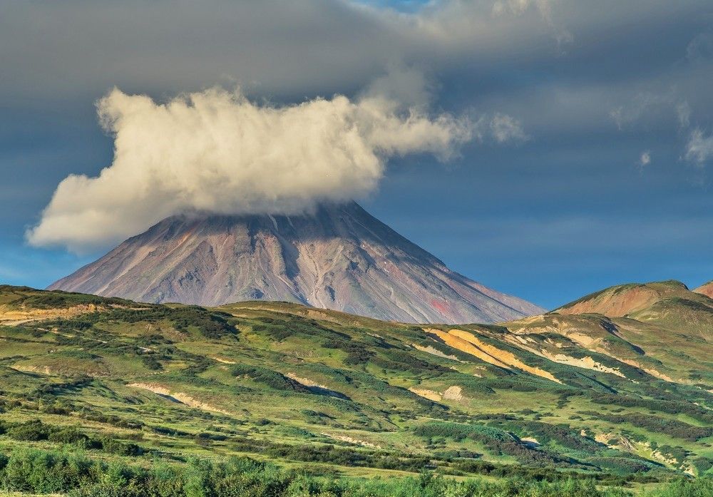 Ночевала тучка золотая ...