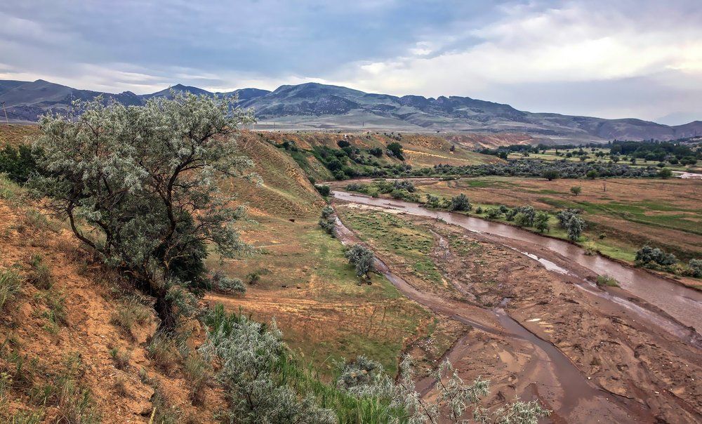 Долина реки..