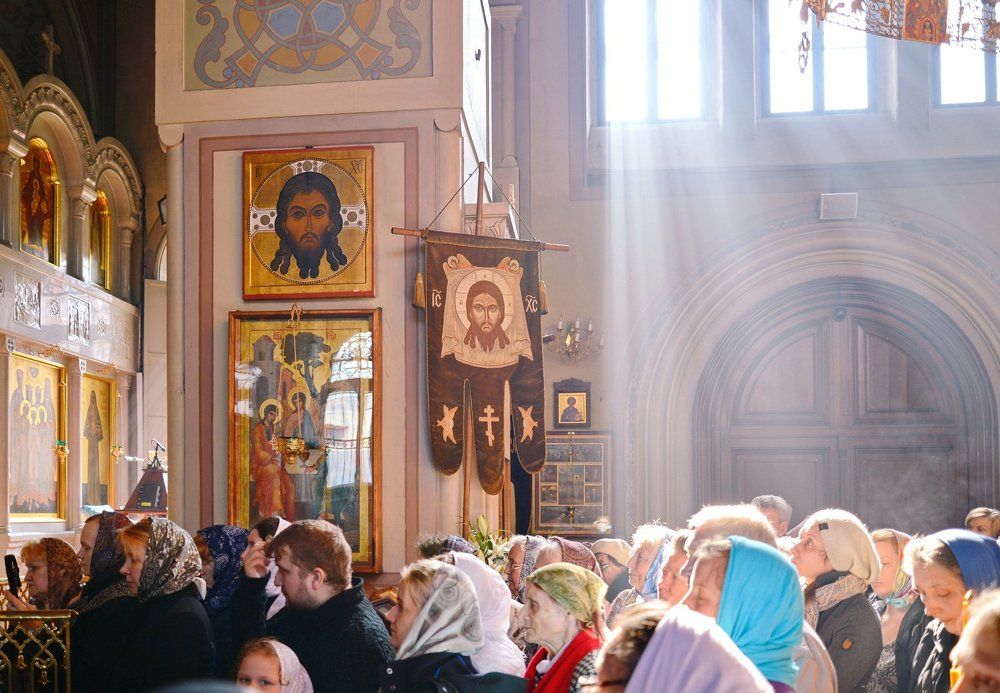 Миром, Господу, помолимся...