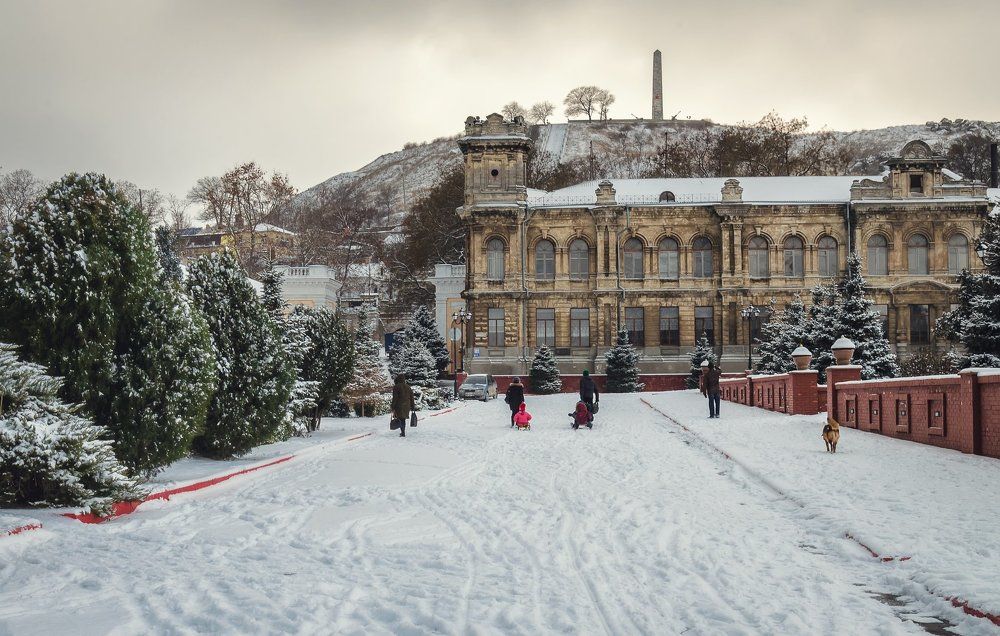 Из рубрики "Белый город".