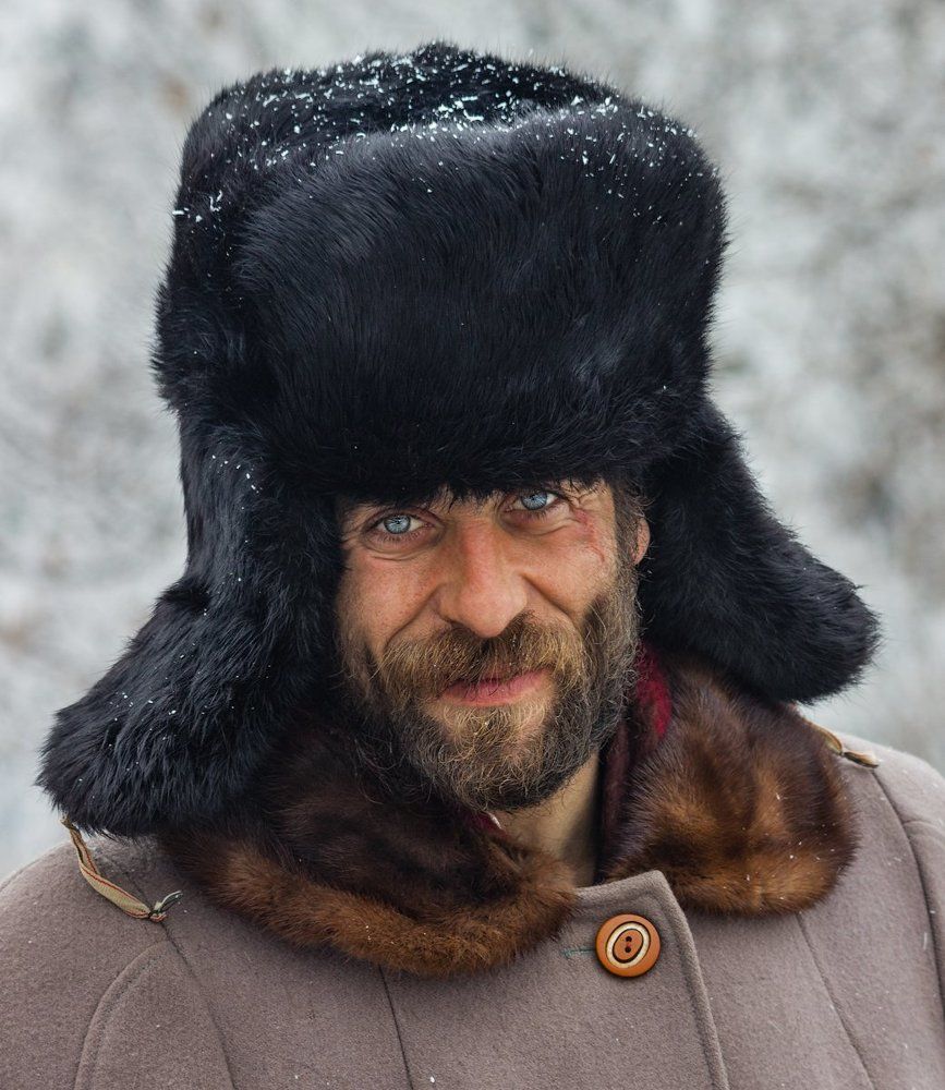 Зимний бомж.