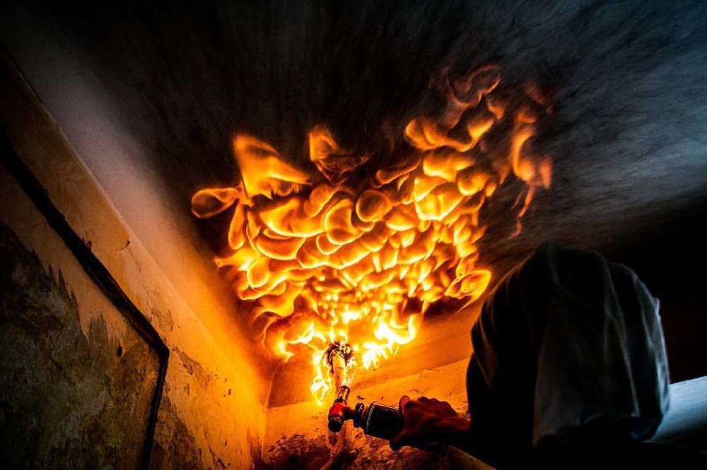 Языки пламени