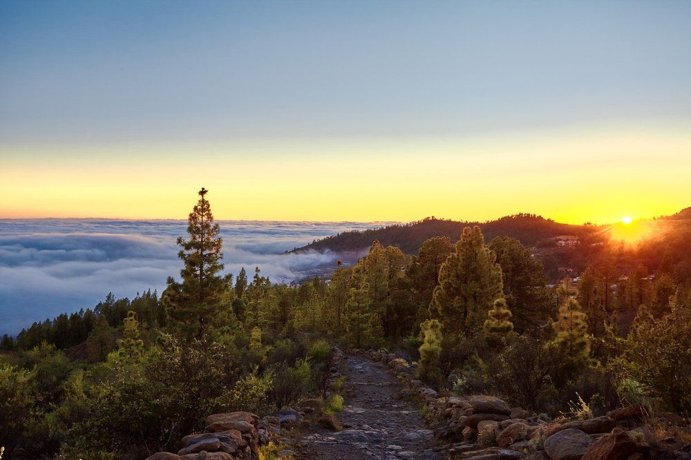 Закат над облаками