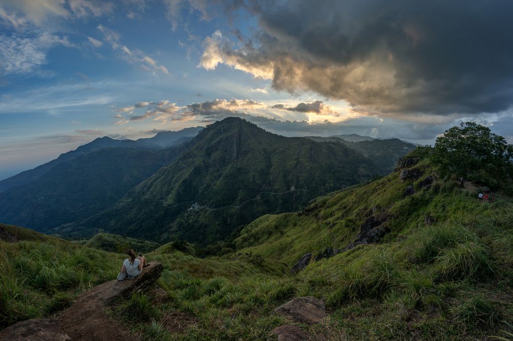 Закатный вид с "Малого пика Адама"