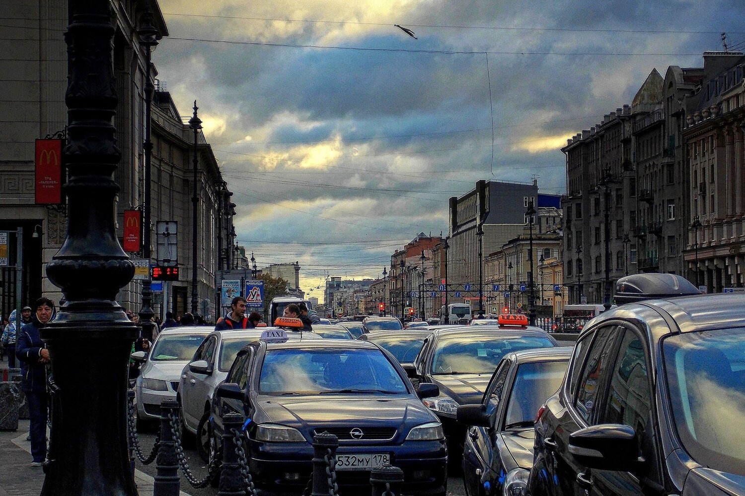 Лиговский проспект в  Санкт-Петербурге