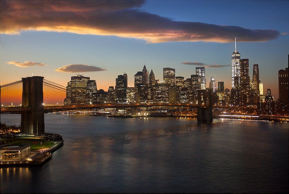 Тень над городом.