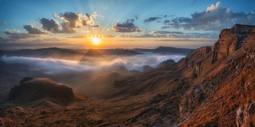 Вечер на плато Бермамыт.