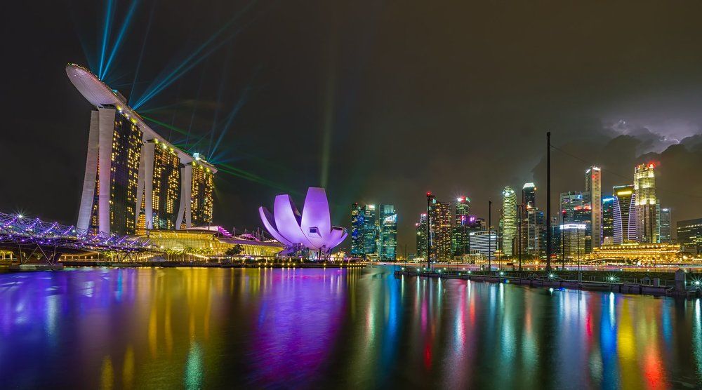 Laser, Lights & Lightnings