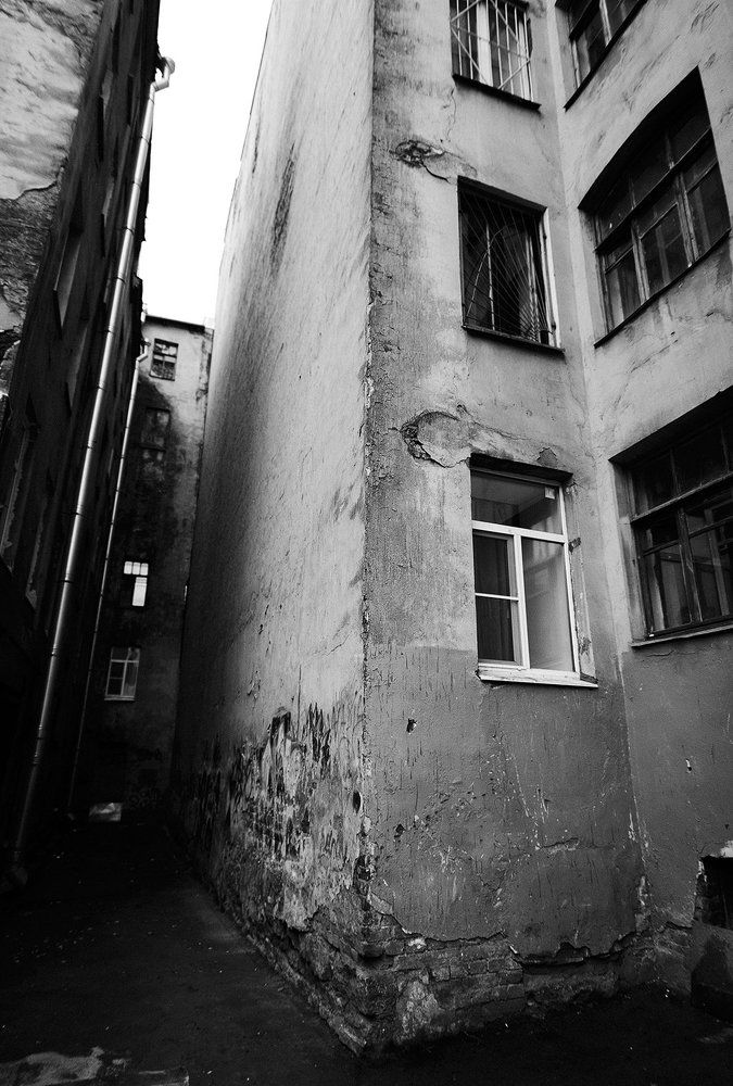 В недрах Перекупного переулка.