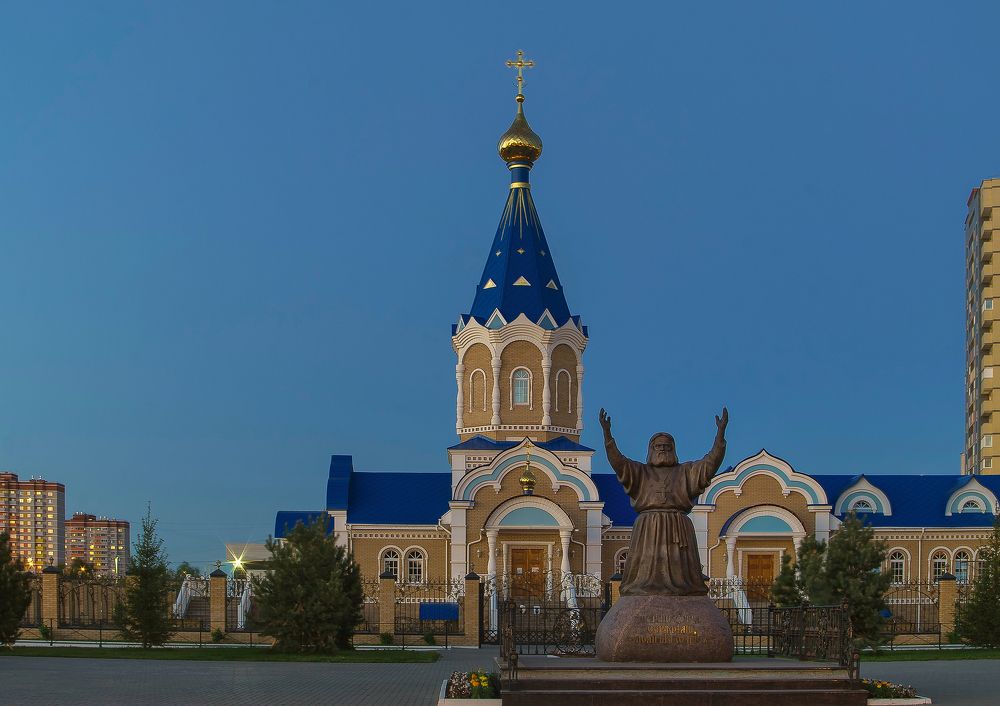 Храм в честь преподобного Серафима Саровского в Ижевске