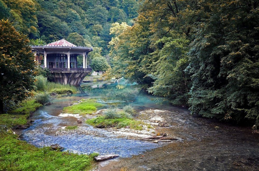 Абхазия: Заброшенная станция Псырцхи