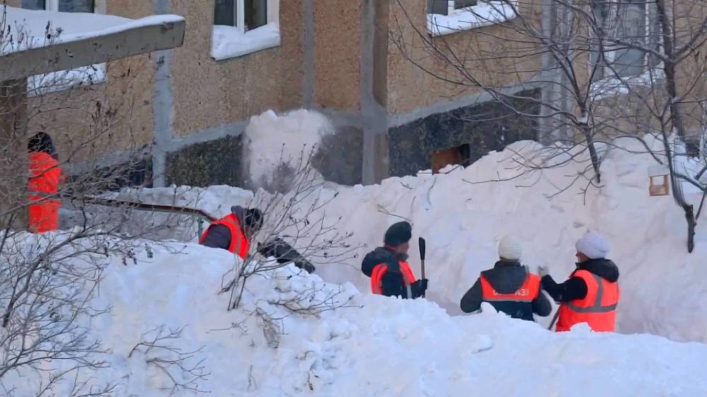 после снегопада.