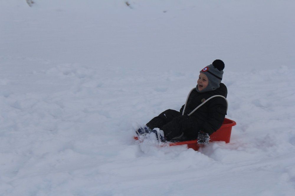 На санках с горки...