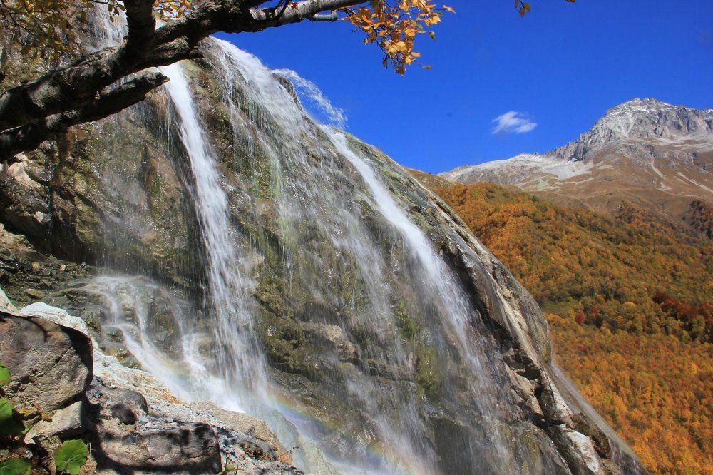 Алибекский водопад.