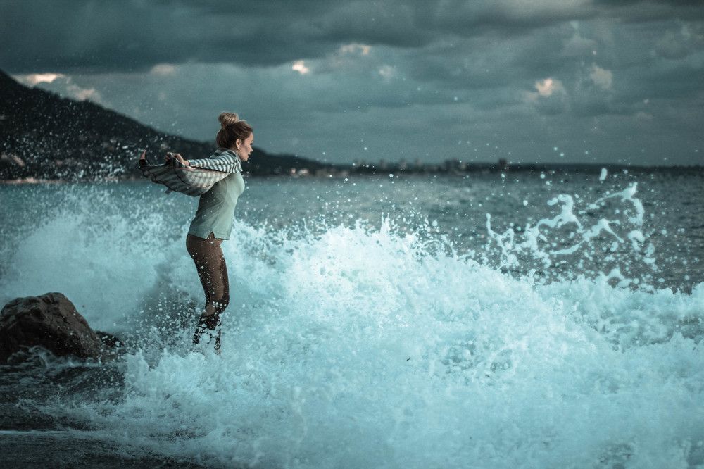 Бушующее море