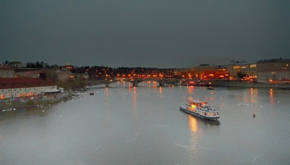 Первый лед на Влтаве (Прага)