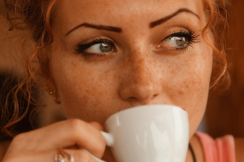 Портрет молодой девушки