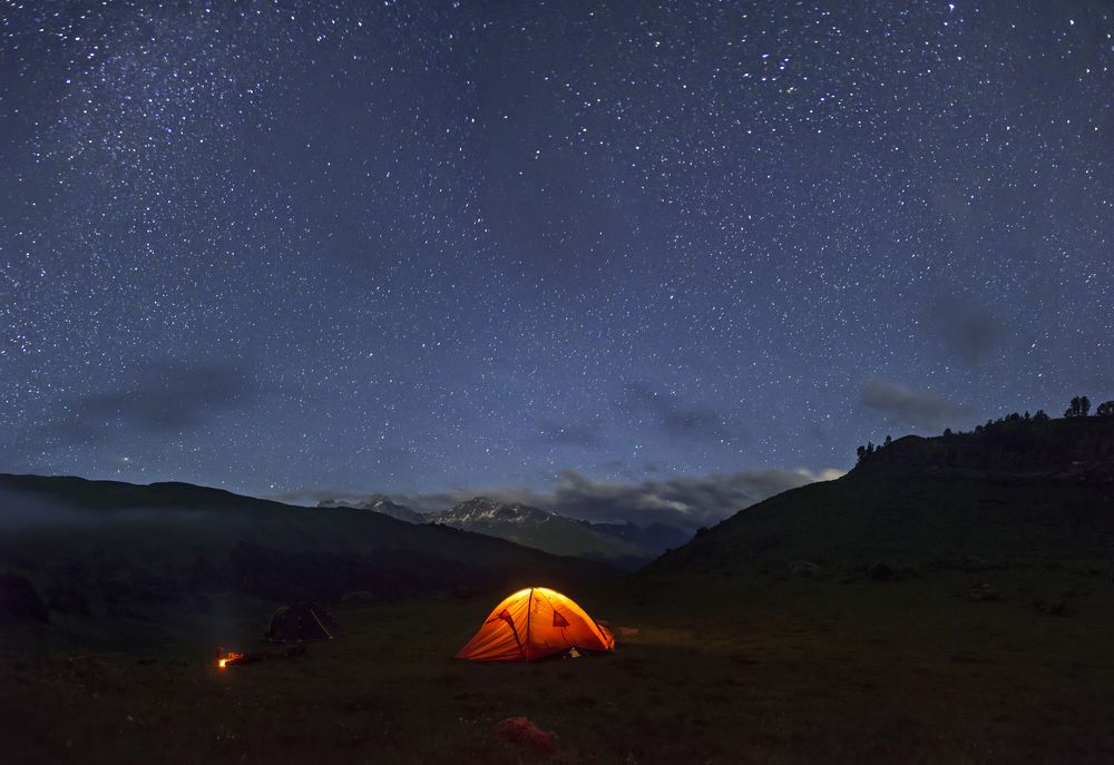 Под звёздной россыпью
