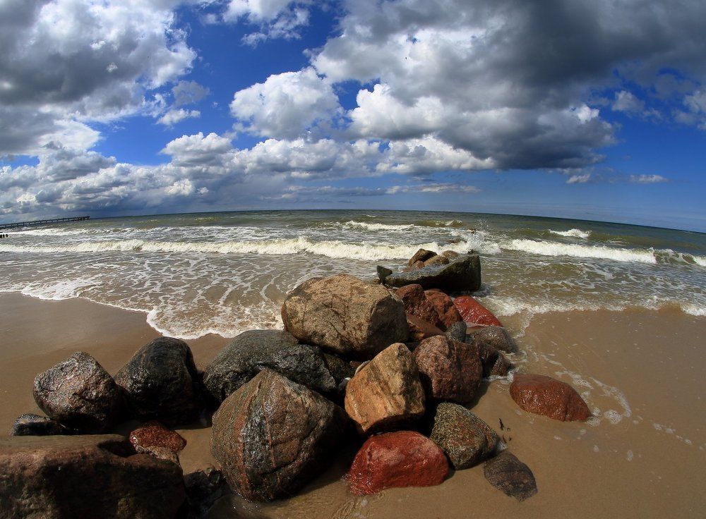 Море волнуется