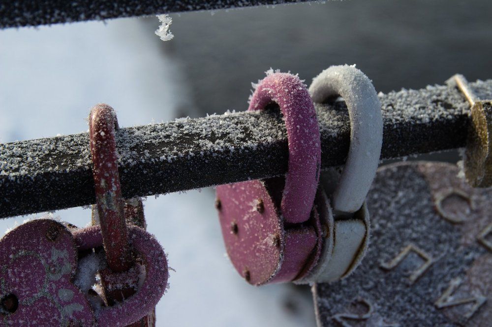 х о л о д н о . . .