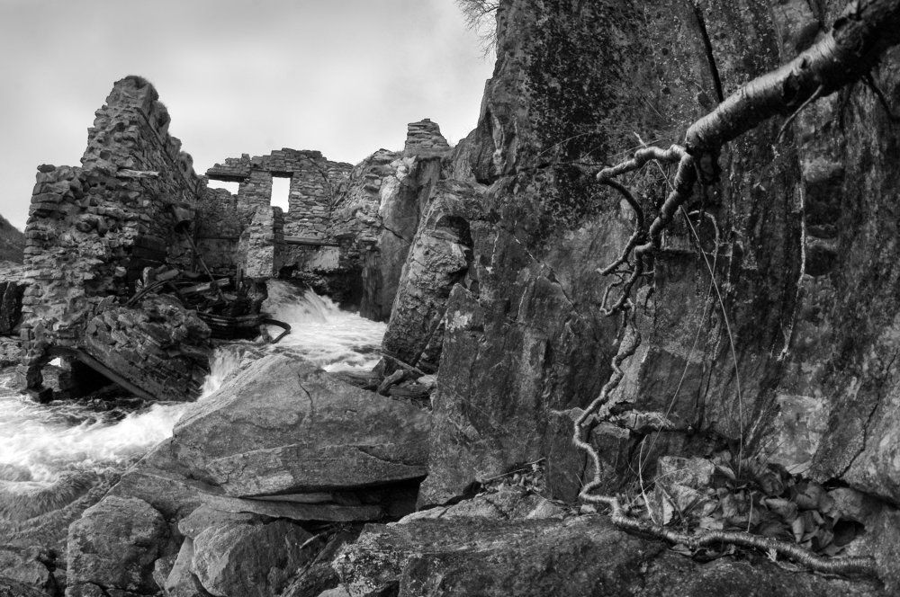 Водопад Мельничный