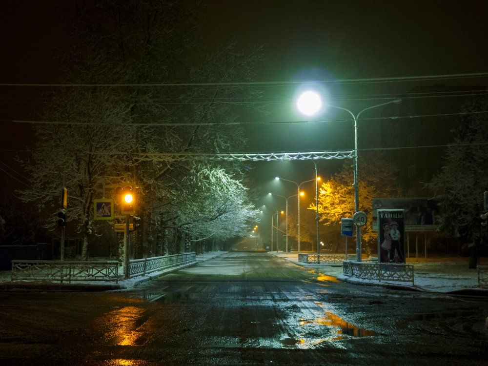Город в ожидании...