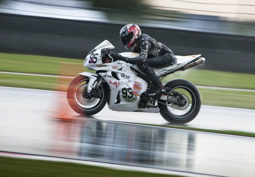 Дождевые гонки