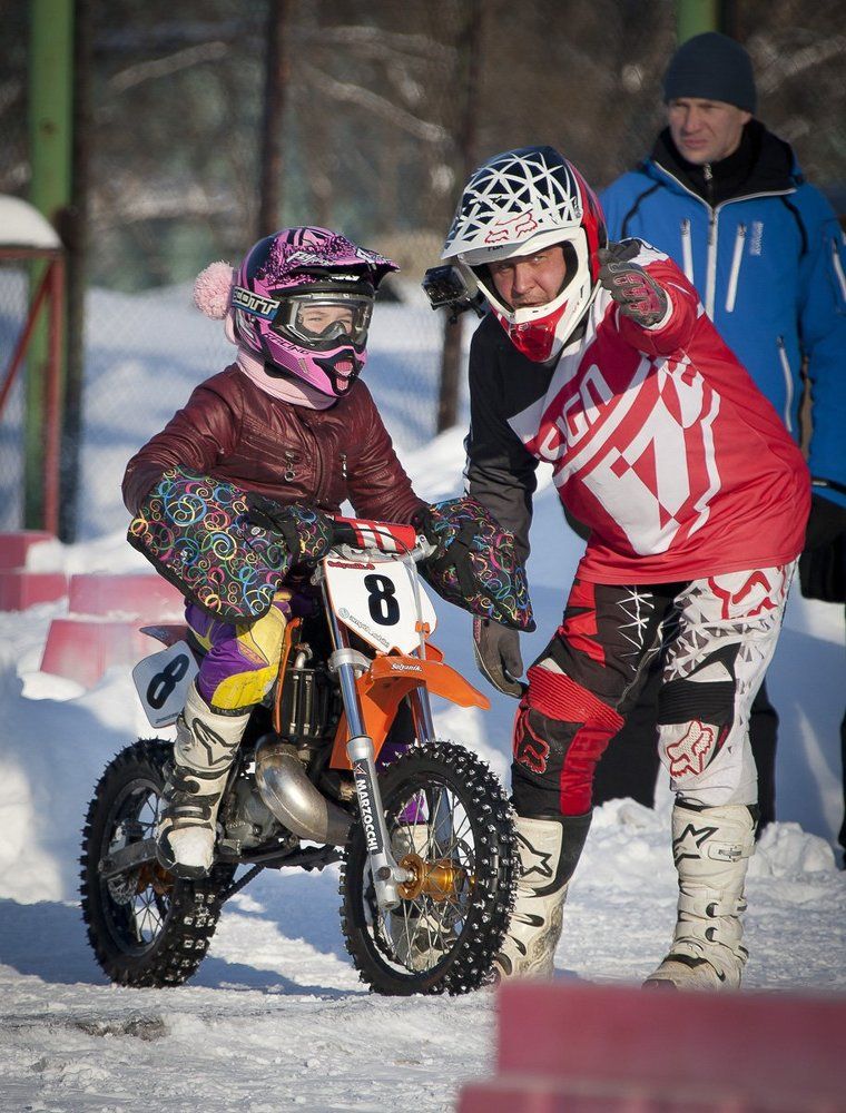Зимний мотокросс