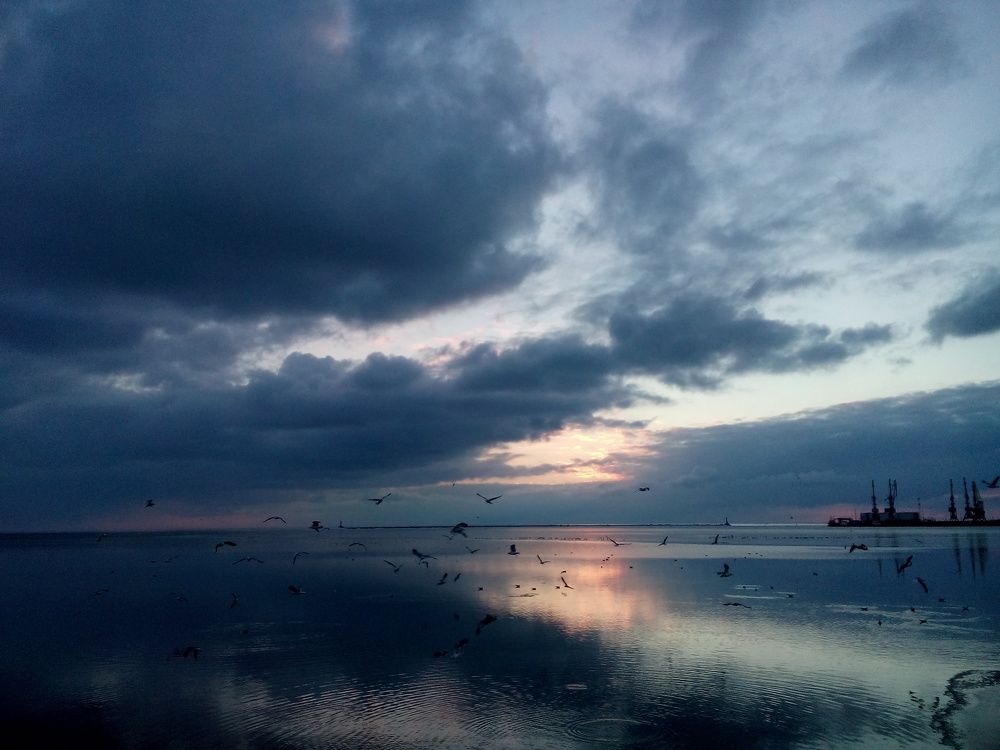 Вечернее море