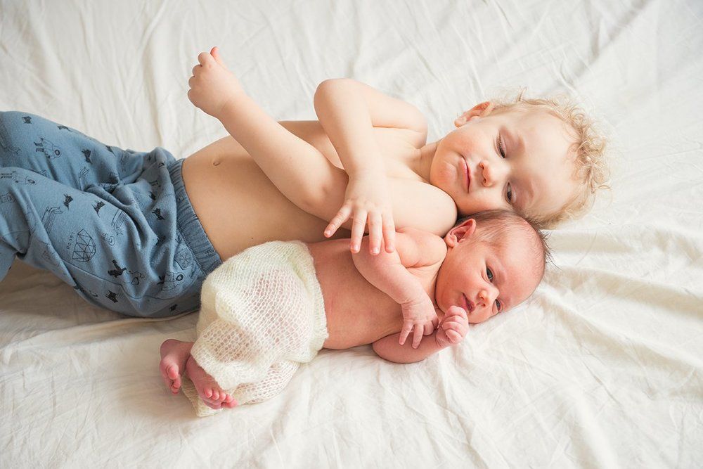 старший брат