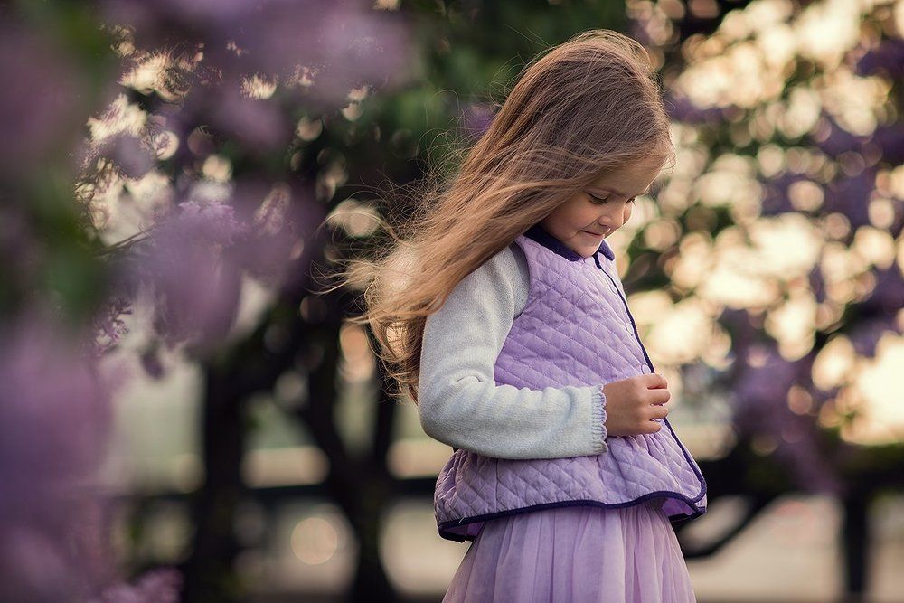 такая милая когда стесняется...