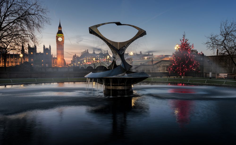 Festive Gabo Fountain