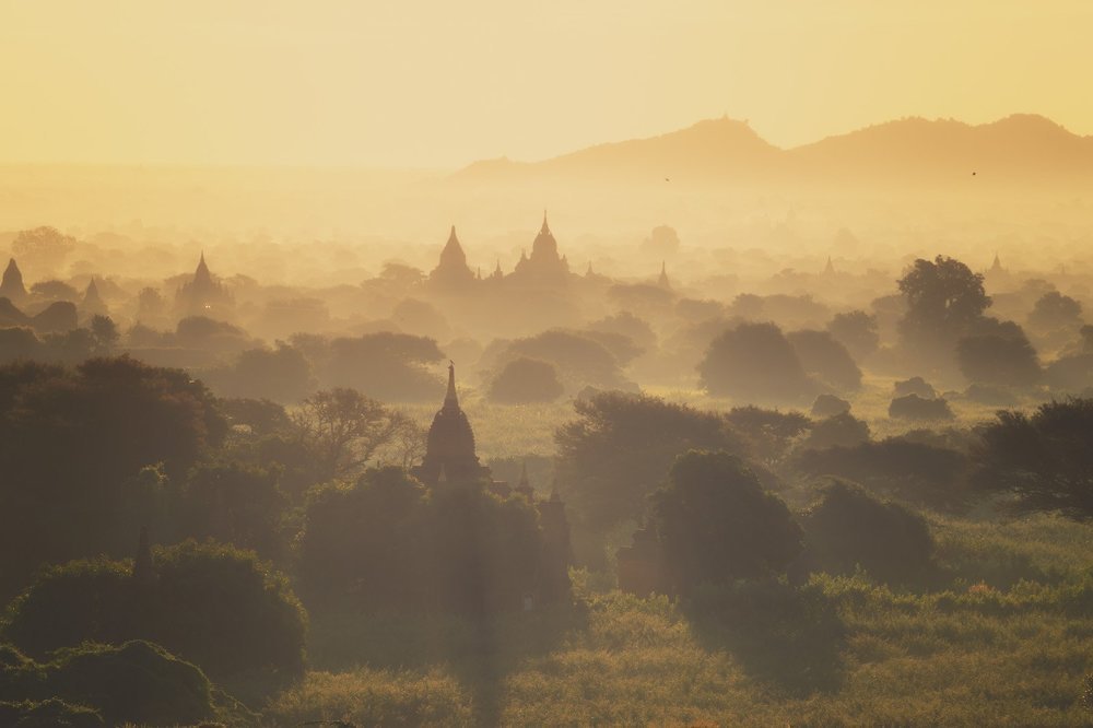 Рассвет в Багане