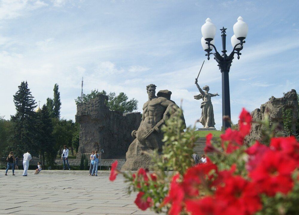 МАМАЕВ КУРГАН