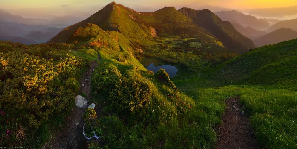 Утро над озером Несамовите