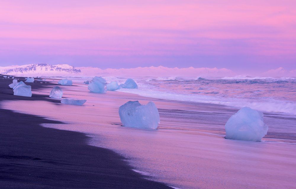 Розовый пляж