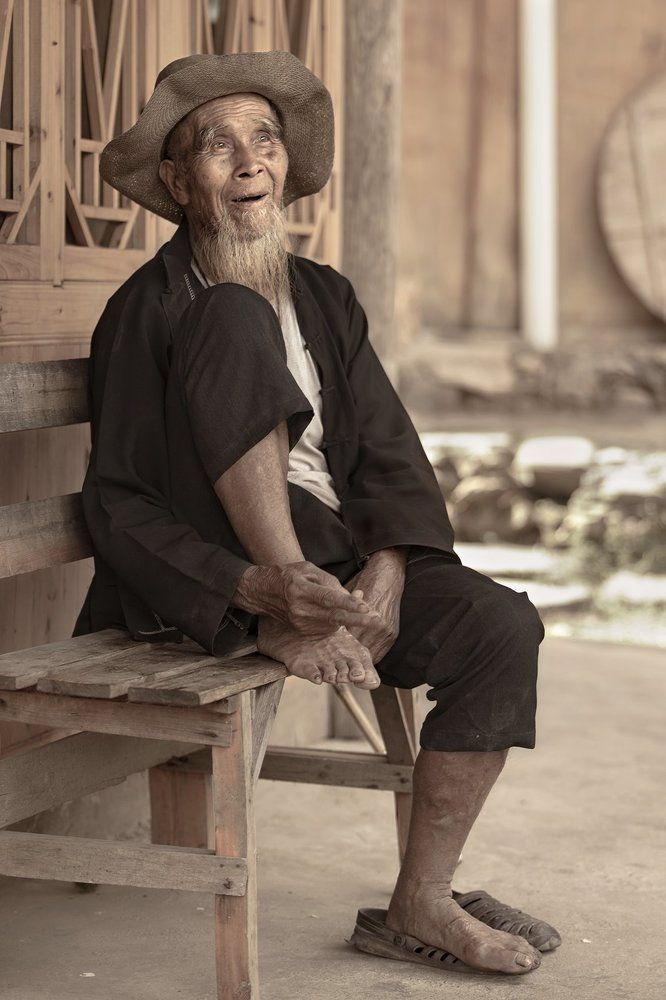 Житель деревни Xingping. Округ Yangshuo. China